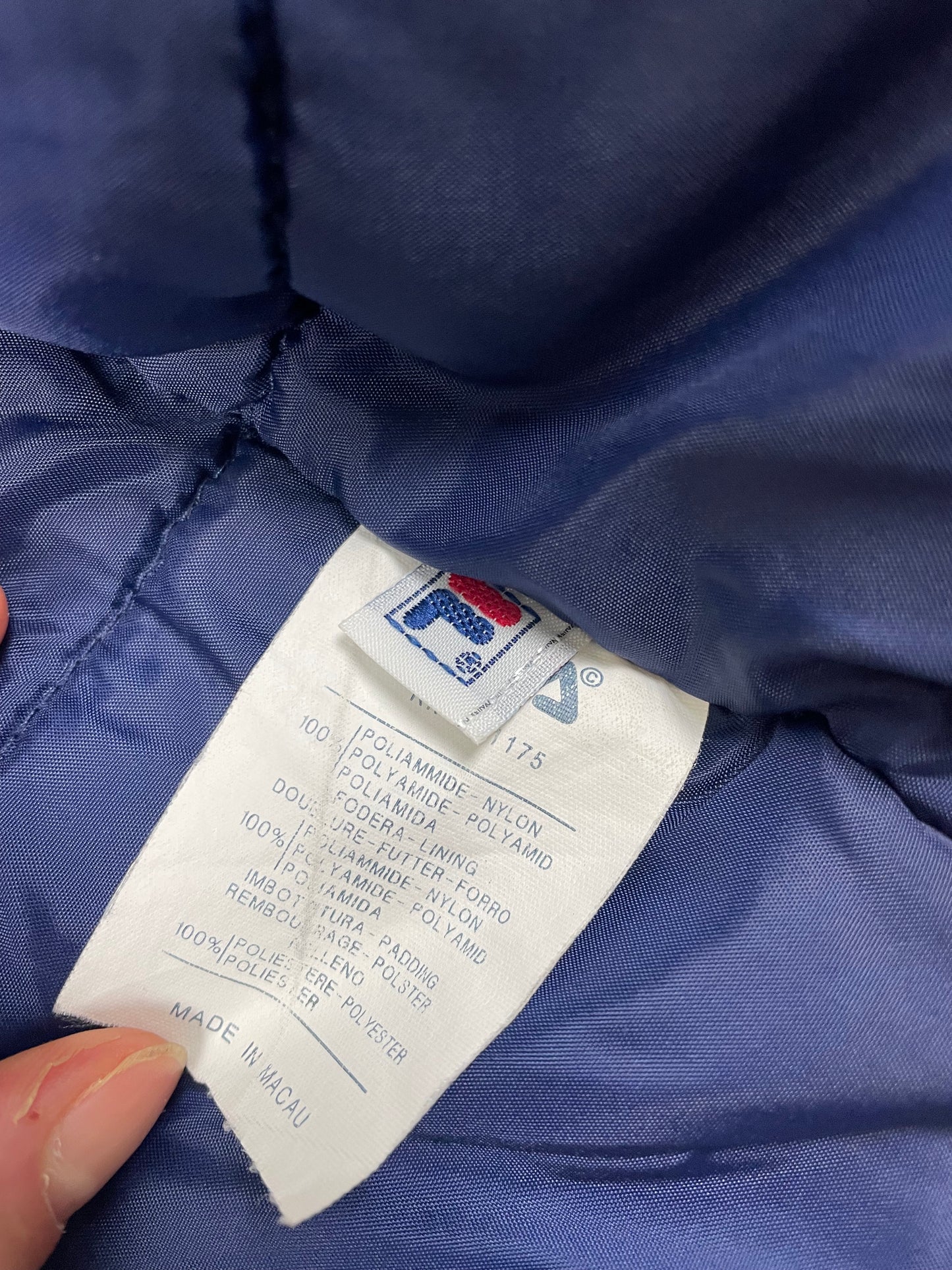 Vintage FILA Dicke Jacke Marineblau L - Warme Steppjacke für Herren