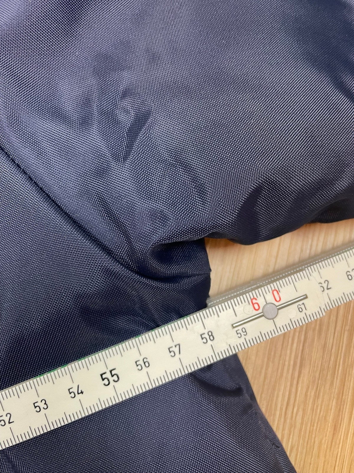 Real Vintage Puma Jacke Dunkelblau L - Klassische und Bequeme Jacke Vintage Klamotten, Secondhand Klamotten, Retro Mode, Nachhaltige Mode, Einzigartige Stücke, Zeitlose Mode, Umweltfreundliche Kleidung, Stilvolle Secondhand Mode, Hochwertige Vintage Kleidung
