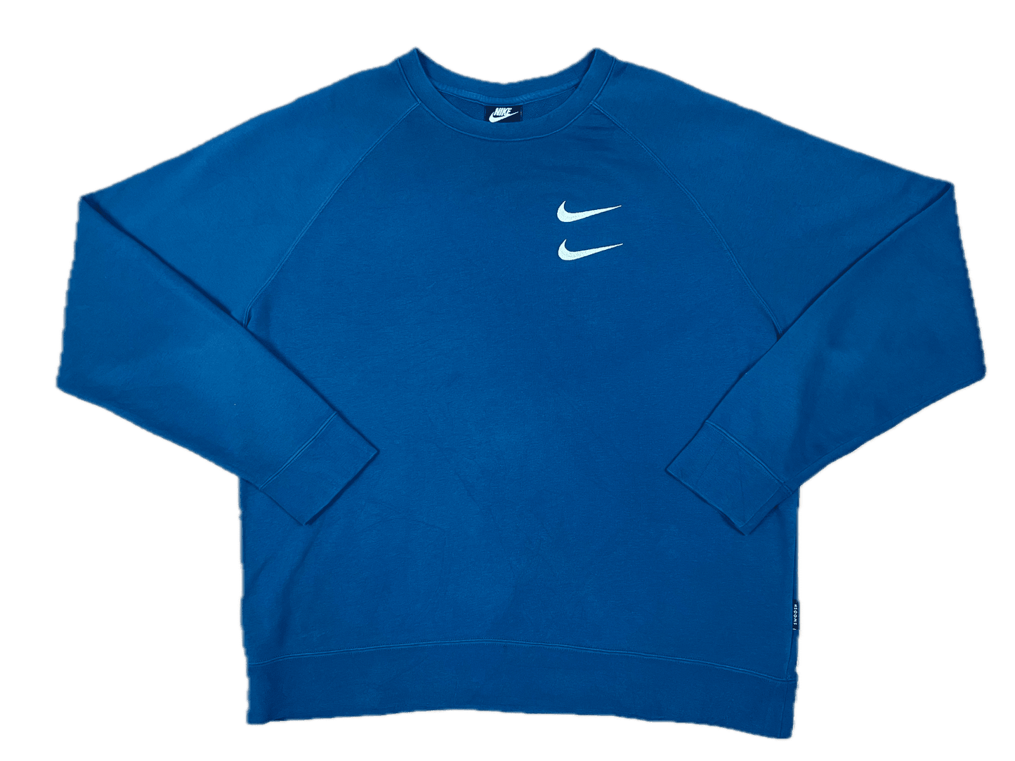 Vintage Nike Swoosh Sweater Blau XL - Lässiger und Sportlicher Herren Pullover Vintage Klamotten, Secondhand Klamotten, Retro Mode, Nachhaltige Mode, Einzigartige Stücke, Zeitlose Mode, Umweltfreundliche Kleidung, Stilvolle Secondhand Mode, Hochwertige Vintage Kleidung