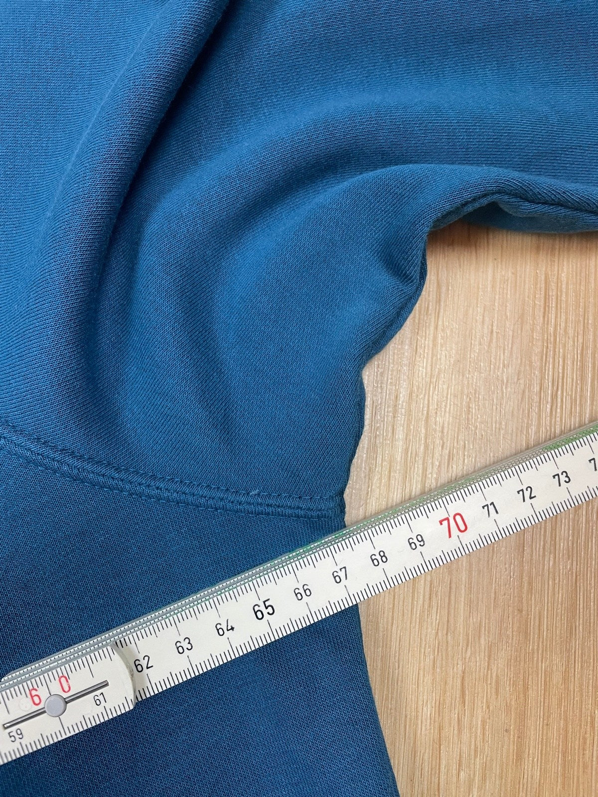 Vintage Nike Swoosh Sweater Blau XL - Lässiger und Sportlicher Herren Pullover Vintage Klamotten, Secondhand Klamotten, Retro Mode, Nachhaltige Mode, Einzigartige Stücke, Zeitlose Mode, Umweltfreundliche Kleidung, Stilvolle Secondhand Mode, Hochwertige Vintage Kleidung