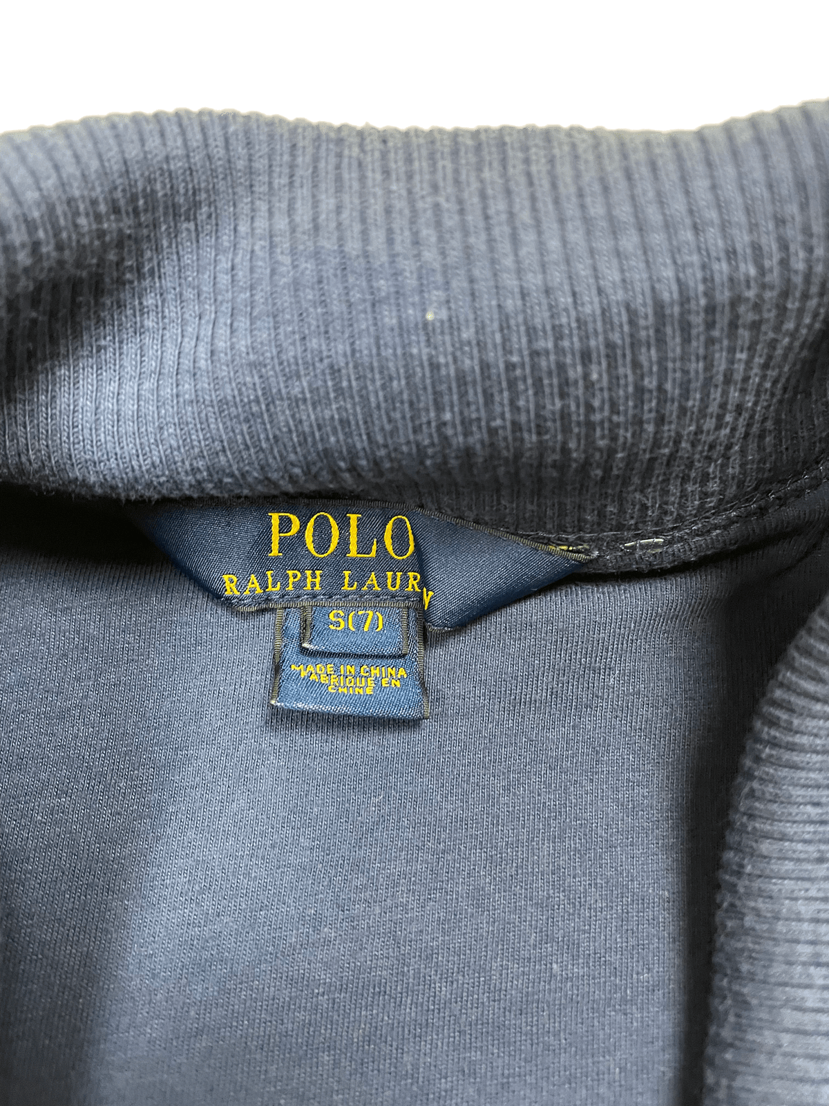 Vintage Ralph Lauren Kurze Strickjacke Blau/Rot/Grün S - Schicke und Gemütliche Dünne Damen Jacke Vintage Klamotten, Secondhand Klamotten, Retro Mode, Nachhaltige Mode, Einzigartige Stücke, Zeitlose Mode, Umweltfreundliche Kleidung, Stilvolle Secondhand Mode, Hochwertige Vintage Kleidung