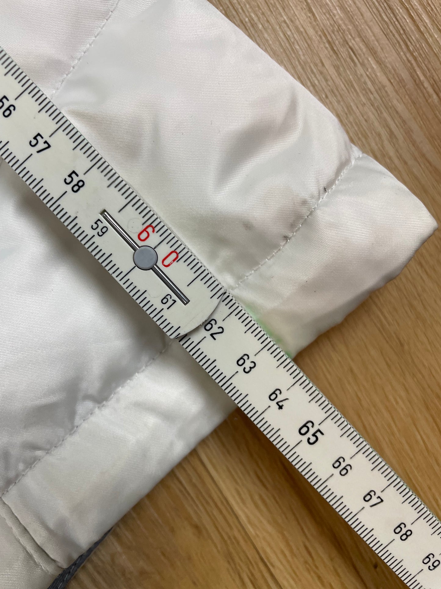 The North Face Puffer Jacket 550 Weiß L - Schlichte & Warme Damen Jacke