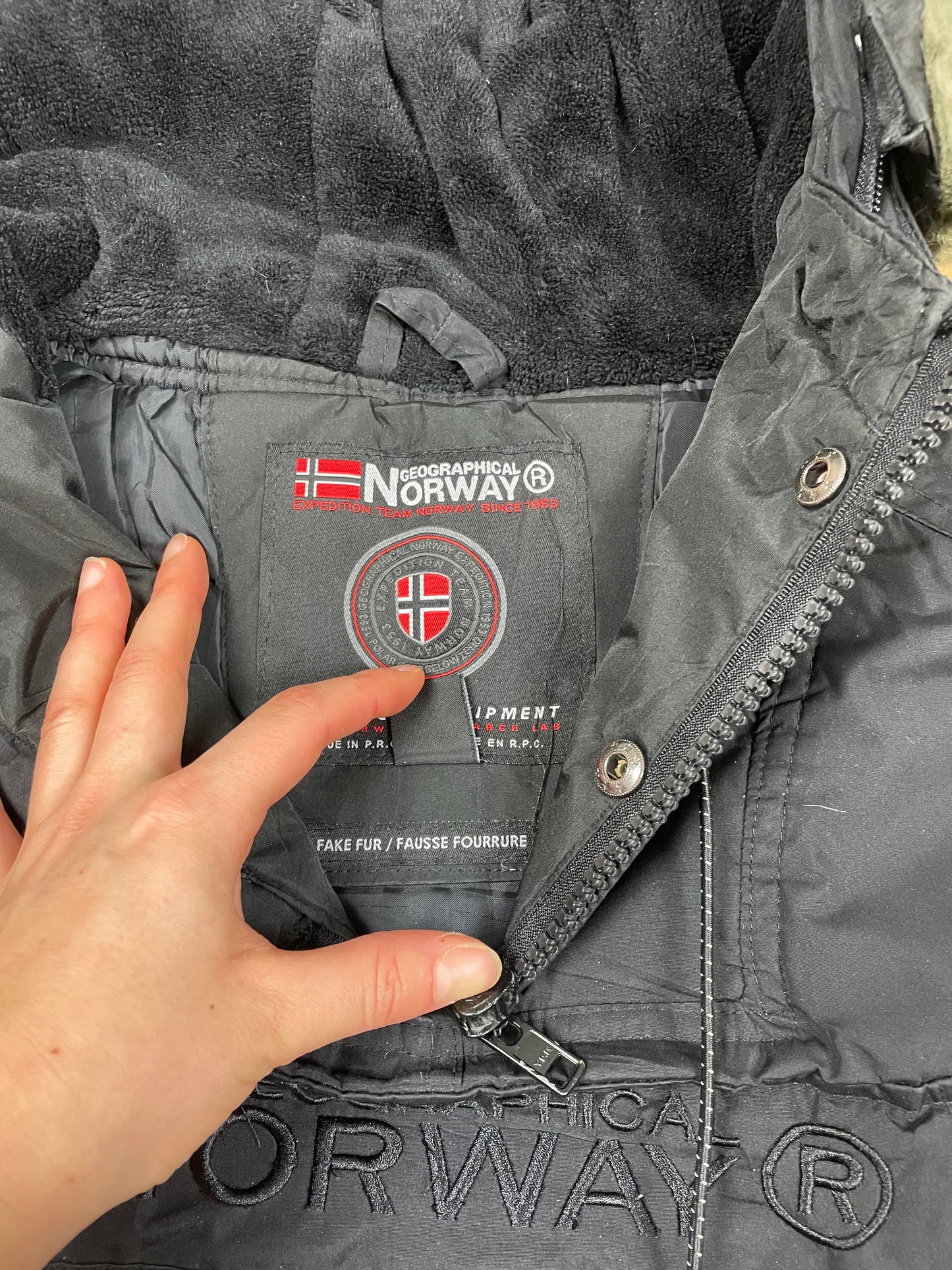 Geographical Norway Dicke Überziehjacke Schwarz L - Schlichte & Warme Winterjacke für Herren
