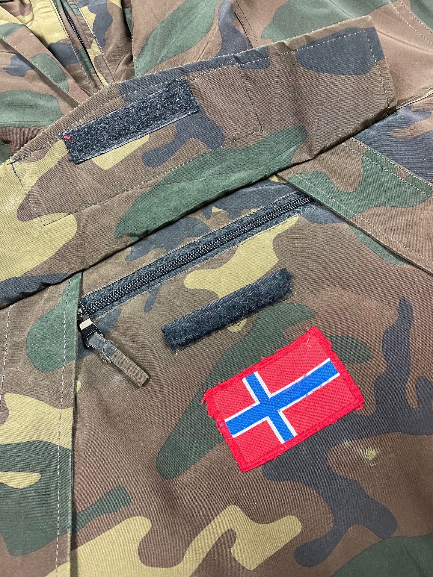 Napapijri Geographic Überziehjacke mit Military Print L - Dicke & Praktische Herren Winterjacke
