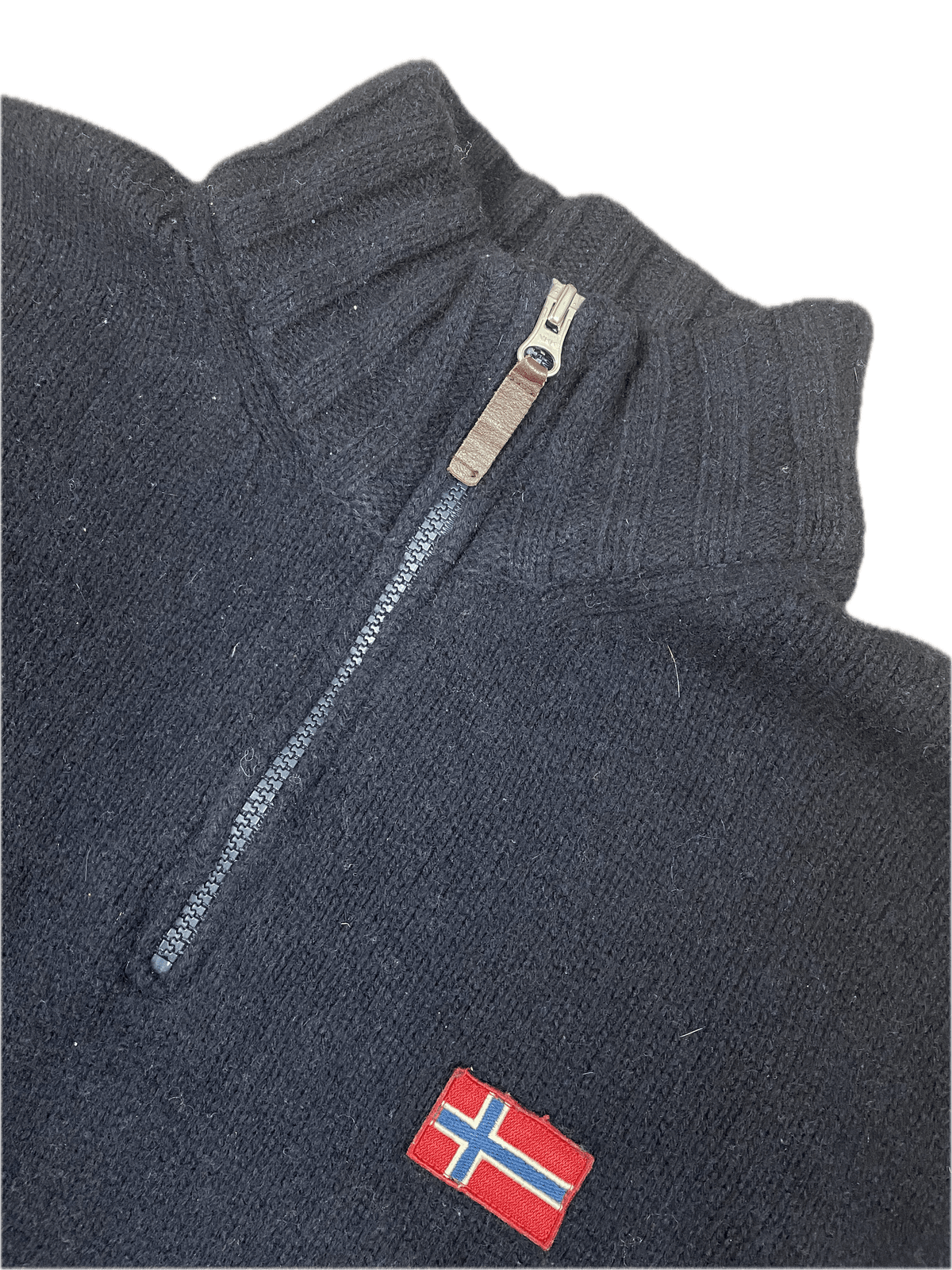 Napapijri Geographic Half-Zip Sweater Pullover Schwarz L - Stylischer und Bequemer Sweater Vintage Klamotten, Secondhand Klamotten, Retro Mode, Nachhaltige Mode, Einzigartige Stücke, Zeitlose Mode, Umweltfreundliche Kleidung, Stilvolle Secondhand Mode, Hochwertige Vintage Kleidung