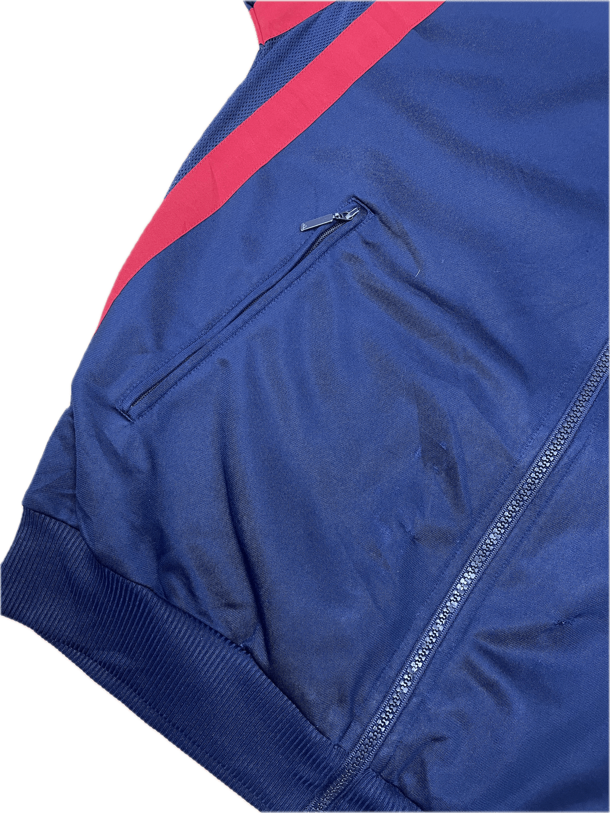 Vintage Adidas Dünne Trainingsjacke T-Shirt Blau/Rot/Grau M - Retro Damen T-Shirt-Jacke mit Backprint Vintage Klamotten, Secondhand Klamotten, Retro Mode, Nachhaltige Mode, Einzigartige Stücke, Zeitlose Mode, Umweltfreundliche Kleidung, Stilvolle Secondhand Mode, Hochwertige Vintage Kleidung