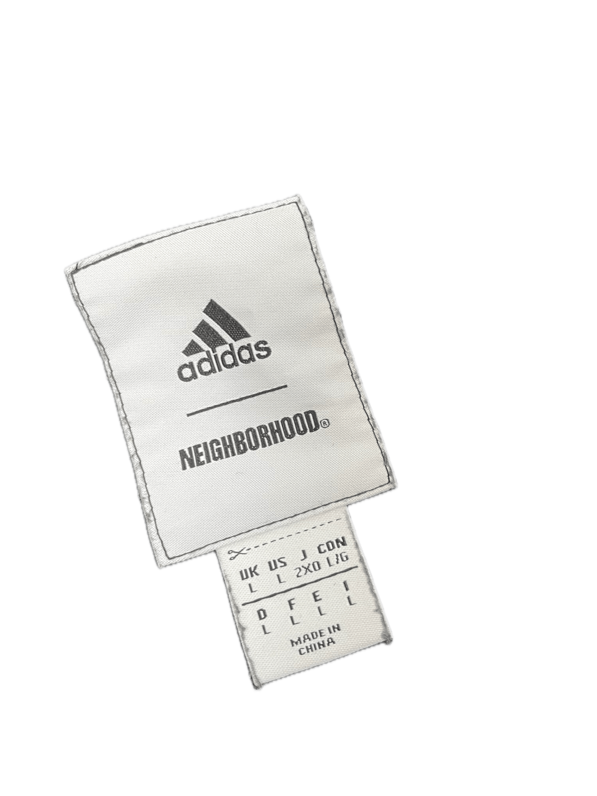 Vintage Adidas Neighborhood T-Shirt Schwarz L - Klassisches und Bequemes T-Shirt Vintage Klamotten, Secondhand Klamotten, Retro Mode, Nachhaltige Mode, Einzigartige Stücke, Zeitlose Mode, Umweltfreundliche Kleidung, Stilvolle Secondhand Mode, Hochwertige Vintage Kleidung