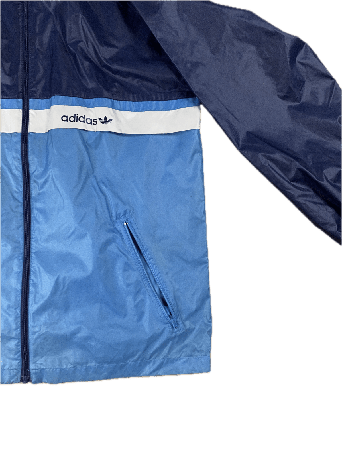 Vintage Adidas Trainingsjacke Blau M - Stylische und Bequeme Jacke Vintage Klamotten, Secondhand Klamotten, Retro Mode, Nachhaltige Mode, Einzigartige Stücke, Zeitlose Mode, Umweltfreundliche Kleidung, Stilvolle Secondhand Mode, Hochwertige Vintage Kleidung