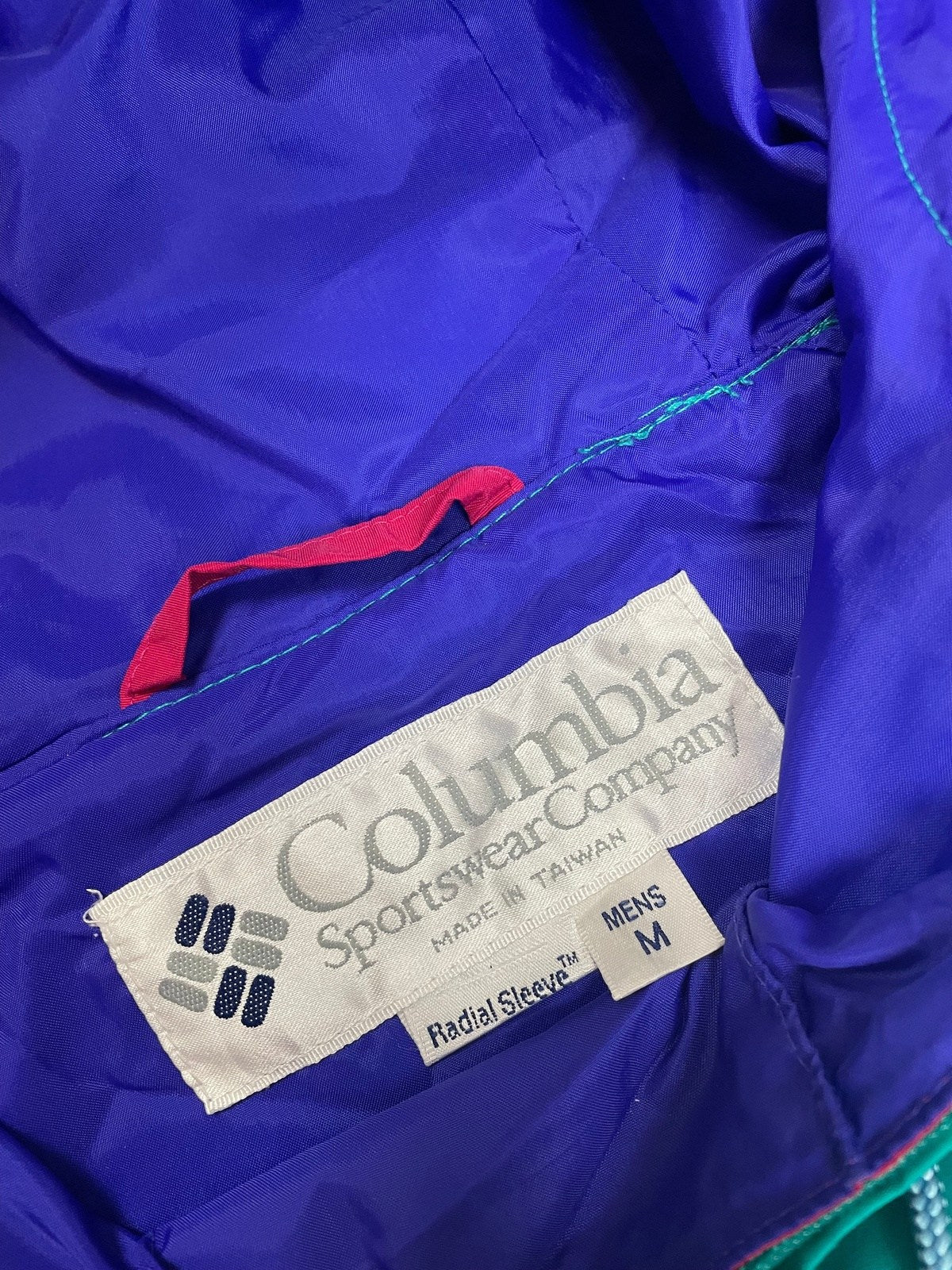 Vintage Columbia Überziehjacke Dünne Jacke Türkis M - Herren Regenjacke Vintage Klamotten, Secondhand Klamotten, Retro Mode, Nachhaltige Mode, Einzigartige Stücke, Zeitlose Mode, Umweltfreundliche Kleidung, Stilvolle Secondhand Mode, Hochwertige Vintage Kleidung