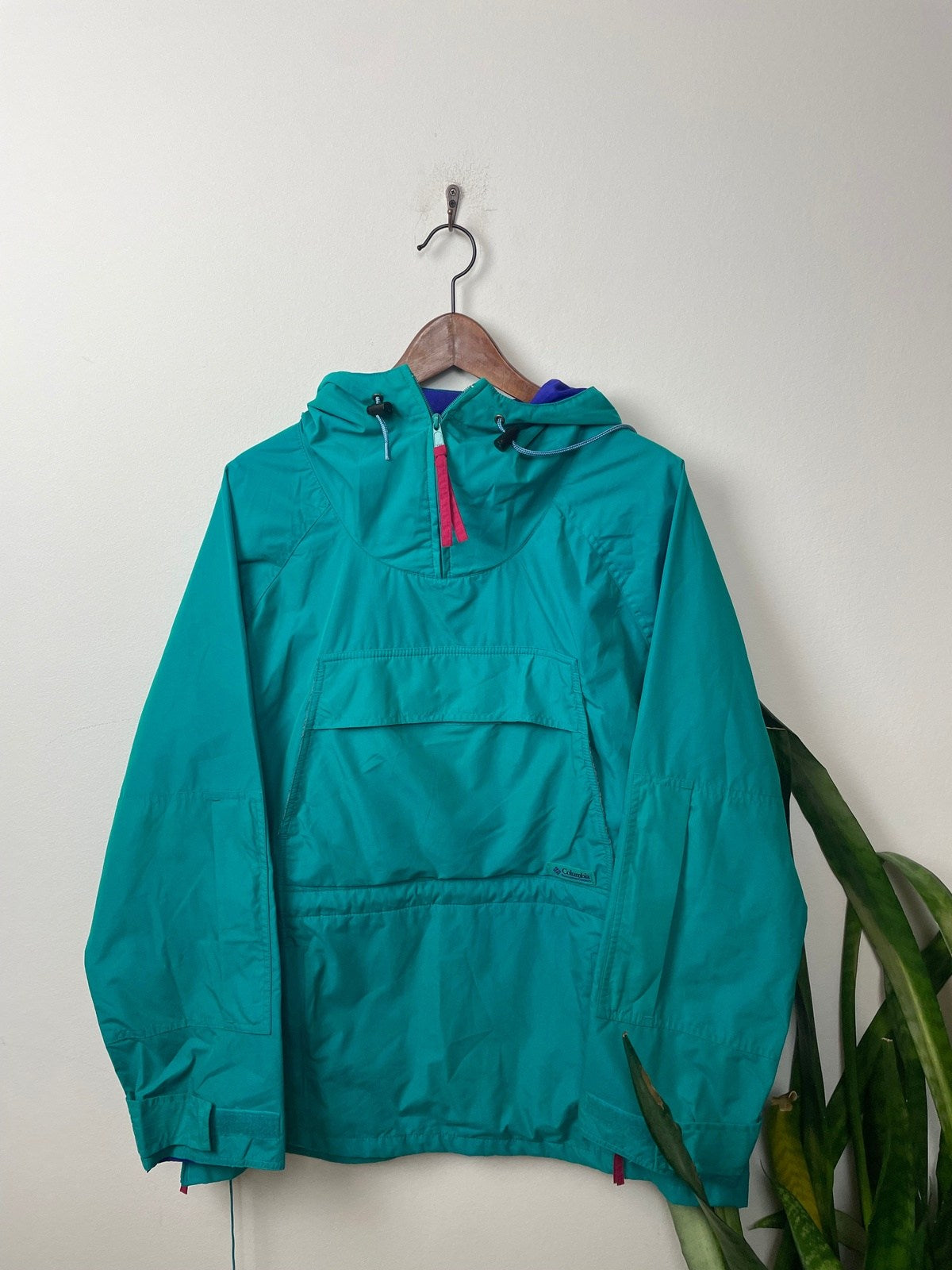 Vintage Columbia Überziehjacke Dünne Jacke Türkis M - Herren Regenjacke Vintage Klamotten, Secondhand Klamotten, Retro Mode, Nachhaltige Mode, Einzigartige Stücke, Zeitlose Mode, Umweltfreundliche Kleidung, Stilvolle Secondhand Mode, Hochwertige Vintage Kleidung