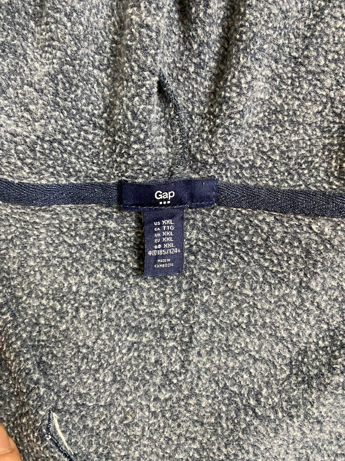 Vintage GAP Kapuzenjacke Dunkelgrau XXL - Lockerer und Gemütlicher Herren Hoodie Vintage Klamotten, Secondhand Klamotten, Retro Mode, Nachhaltige Mode, Einzigartige Stücke, Zeitlose Mode, Umweltfreundliche Kleidung, Stilvolle Secondhand Mode, Hochwertige Vintage Kleidung