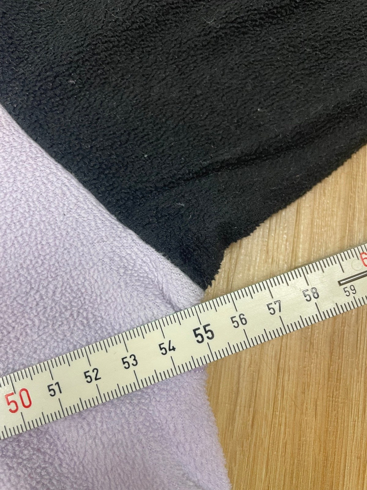 Vintage Helly Hansen Half-Zip Sweater Pullover Flieder/Weiß S - Stylischer und Bequemer Sweater Vintage Klamotten, Secondhand Klamotten, Retro Mode, Nachhaltige Mode, Einzigartige Stücke, Zeitlose Mode, Umweltfreundliche Kleidung, Stilvolle Secondhand Mode, Hochwertige Vintage Kleidung
