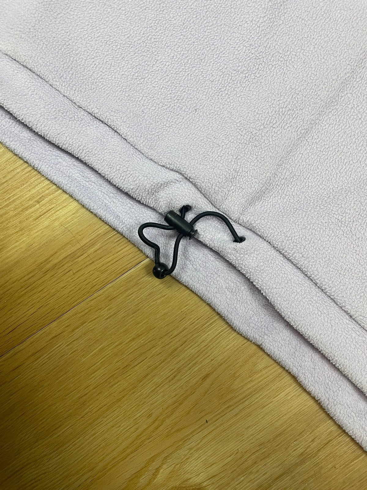 Vintage Helly Hansen Half-Zip Sweater Pullover Flieder/Weiß S - Stylischer und Bequemer Sweater Vintage Klamotten, Secondhand Klamotten, Retro Mode, Nachhaltige Mode, Einzigartige Stücke, Zeitlose Mode, Umweltfreundliche Kleidung, Stilvolle Secondhand Mode, Hochwertige Vintage Kleidung
