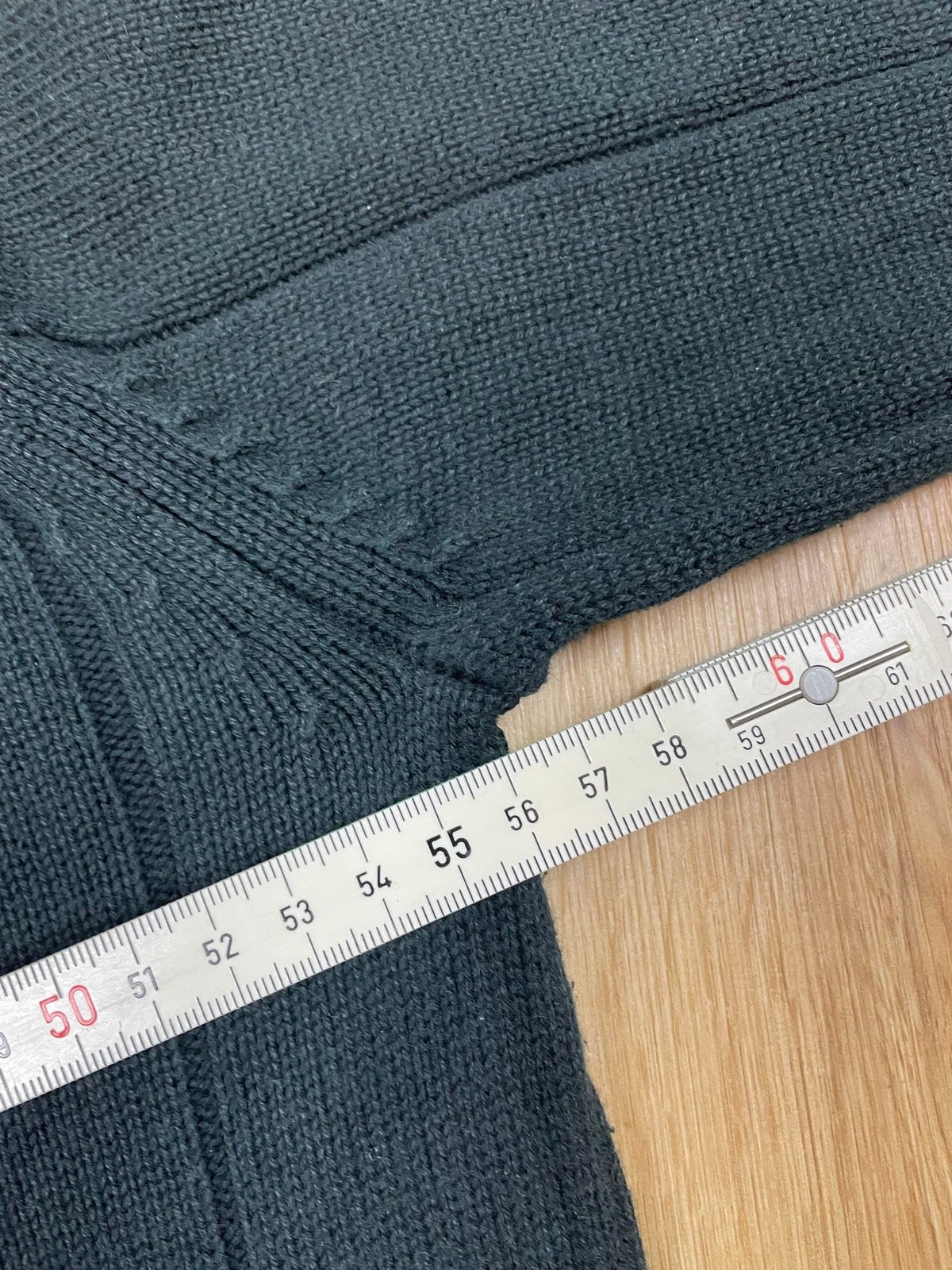 Vintage Lacoste Strickjacke Schwarz M - Schlichte Leichte Herren Jacke Vintage Klamotten, Secondhand Klamotten, Retro Mode, Nachhaltige Mode, Einzigartige Stücke, Zeitlose Mode, Umweltfreundliche Kleidung, Stilvolle Secondhand Mode, Hochwertige Vintage Kleidung