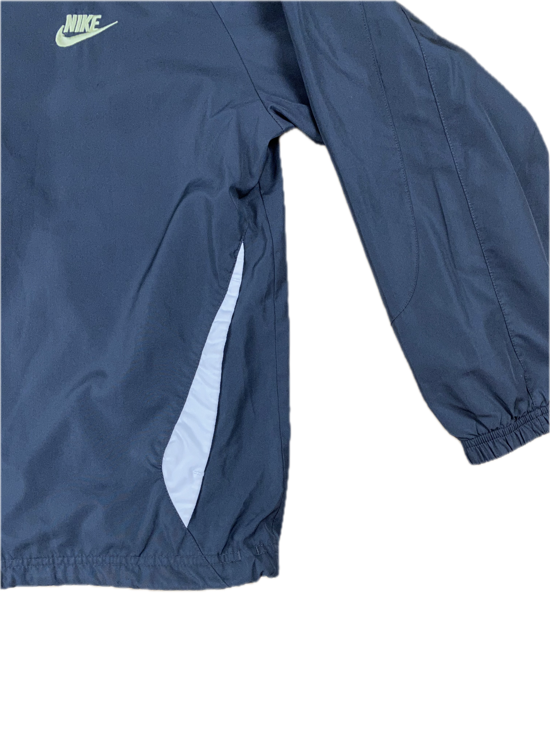 Vintage Nike Trainingsjacke Schwarz L - Sportliche Damen Jacke Vintage Klamotten, Secondhand Klamotten, Retro Mode, Nachhaltige Mode, Einzigartige Stücke, Zeitlose Mode, Umweltfreundliche Kleidung, Stilvolle Secondhand Mode, Hochwertige Vintage Kleidung