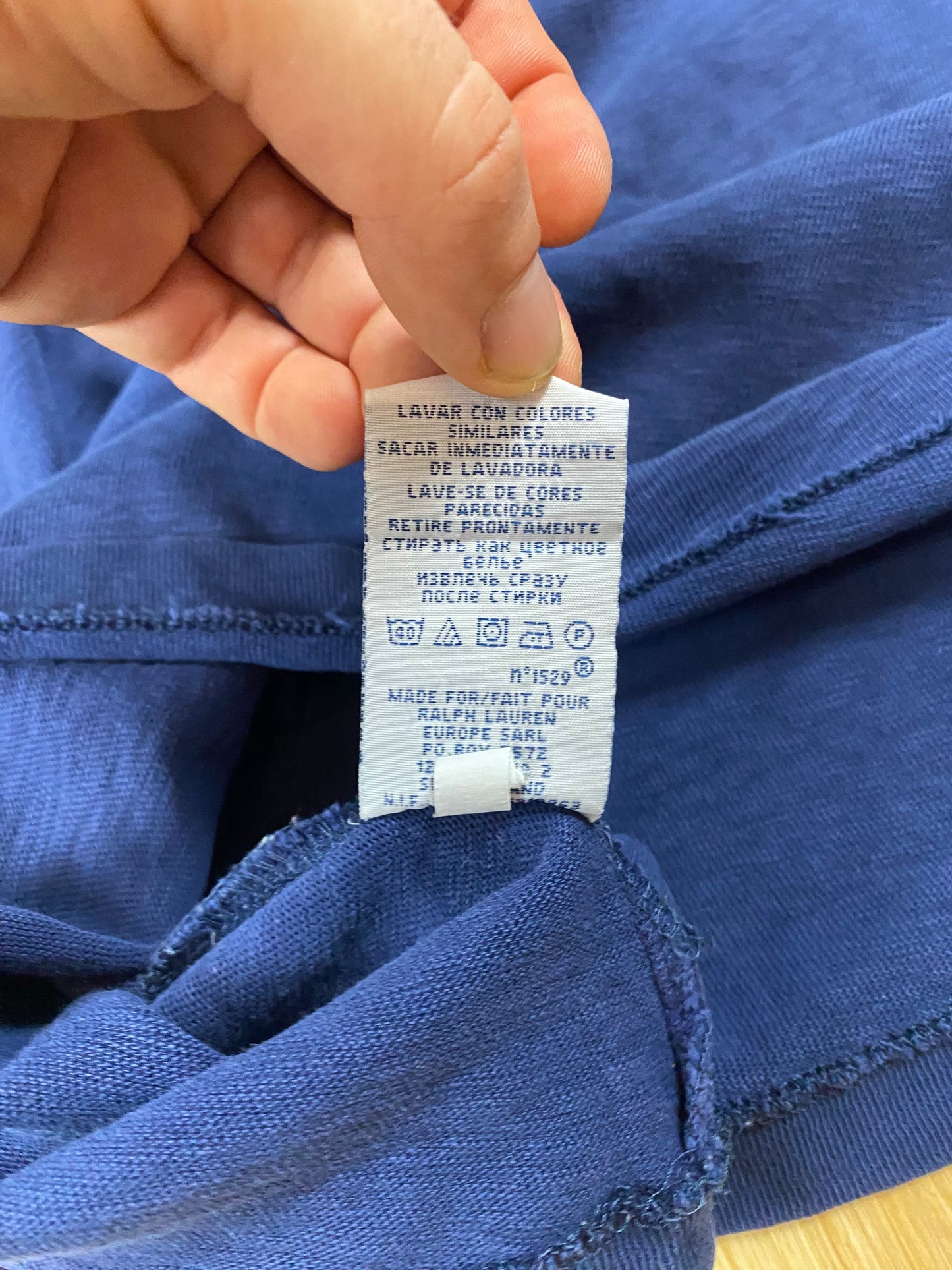 Vintage Polo Ralph Lauren Longsleeve Polo Dunkelblau L - Langes T-Shirt Herren Vintage Klamotten, Secondhand Klamotten, Retro Mode, Nachhaltige Mode, Einzigartige Stücke, Zeitlose Mode, Umweltfreundliche Kleidung, Stilvolle Secondhand Mode, Hochwertige Vintage Kleidung