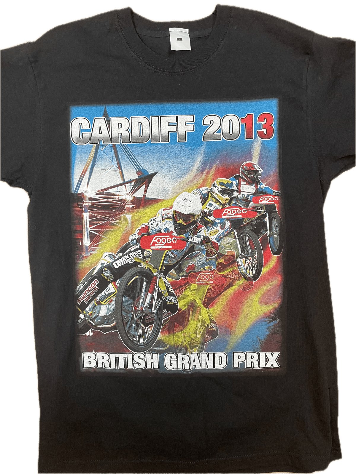 Vintage Printed Shirt Cardiff 2013 British GP Schwarz M - Damen Shirt mit Aufdruck Vintage Klamotten, Secondhand Klamotten, Retro Mode, Nachhaltige Mode, Einzigartige Stücke, Zeitlose Mode, Umweltfreundliche Kleidung, Stilvolle Secondhand Mode, Hochwertige Vintage Kleidung