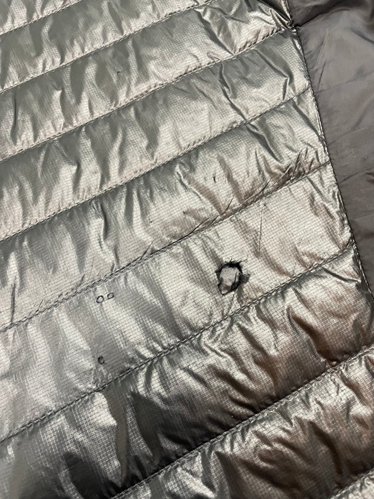 Vintage The North Face Light Puffer Jacket 800 Pro Schwarz M - Leichte und Bequeme Jacke Vintage Klamotten, Secondhand Klamotten, Retro Mode, Nachhaltige Mode, Einzigartige Stücke, Zeitlose Mode, Umweltfreundliche Kleidung, Stilvolle Secondhand Mode, Hochwertige Vintage Kleidung