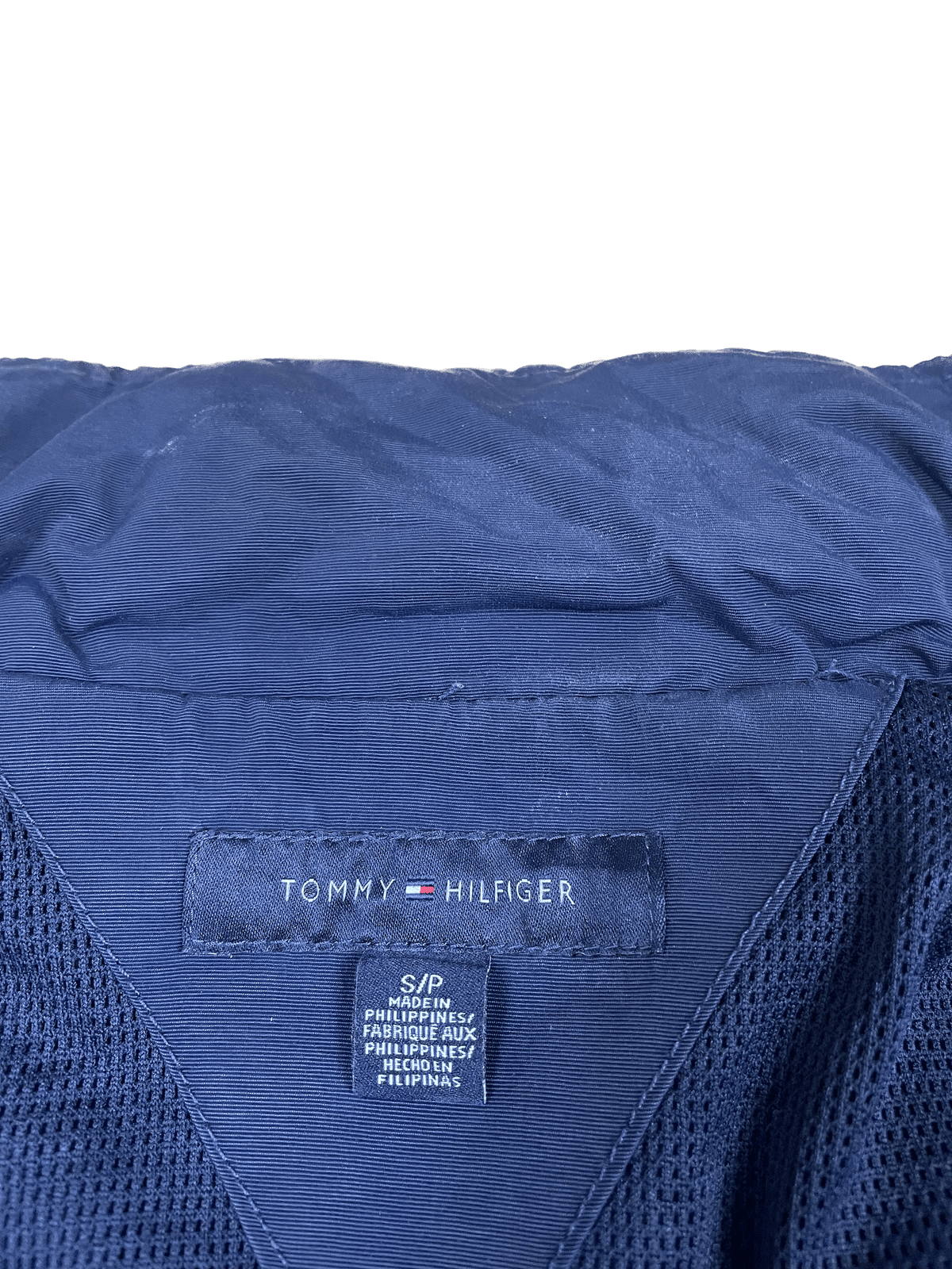 Vintage Tommy Hilfiger Jacke Dunkelblau S - Stylische und Bequeme Jacke Vintage Klamotten, Secondhand Klamotten, Retro Mode, Nachhaltige Mode, Einzigartige Stücke, Zeitlose Mode, Umweltfreundliche Kleidung, Stilvolle Secondhand Mode, Hochwertige Vintage Kleidung