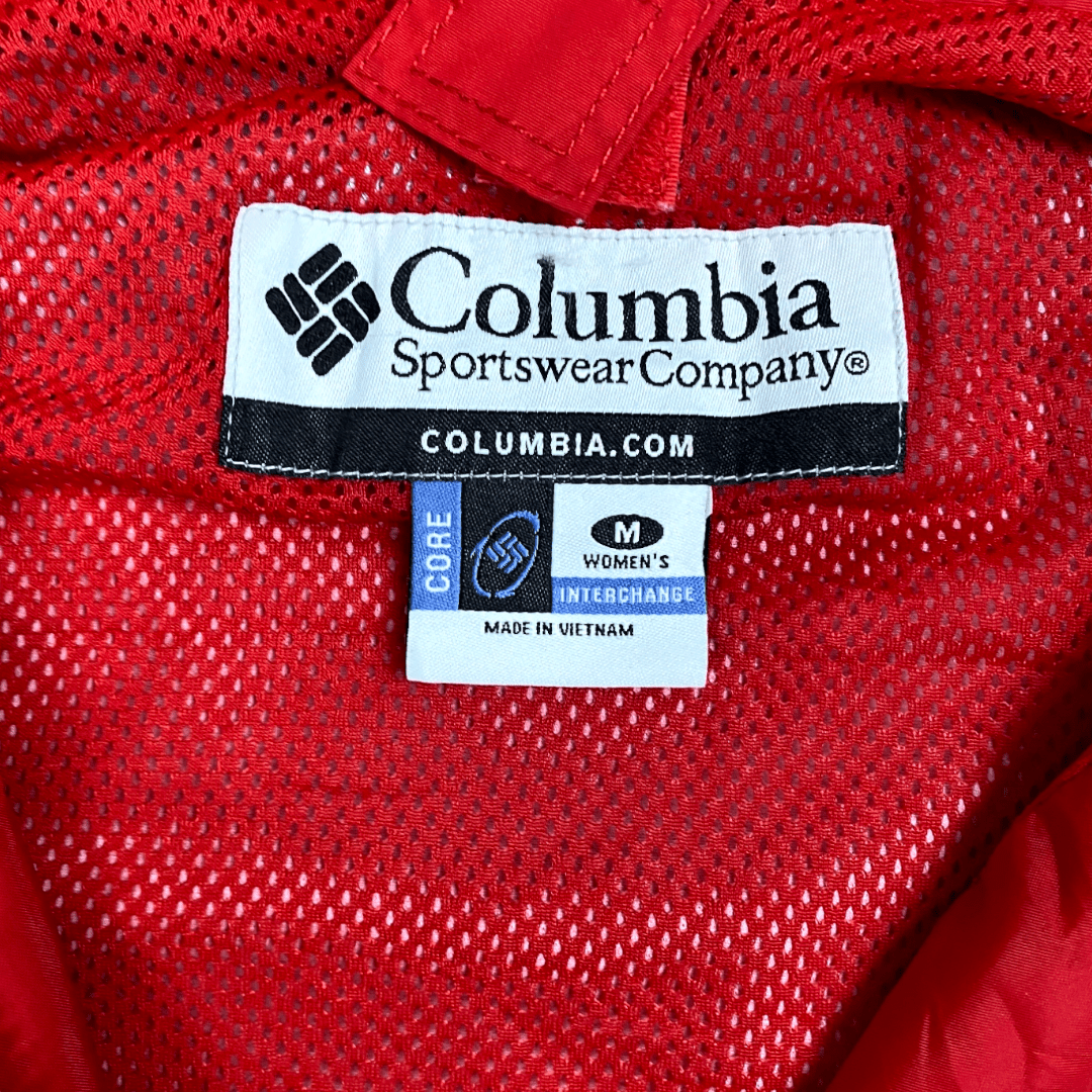 Columbia Jacke Vintage Klamotten, Secondhand Klamotten, Retro Mode, Nachhaltige Mode, Einzigartige Stücke, Zeitlose Mode, Umweltfreundliche Kleidung, Stilvolle Secondhand Mode, Hochwertige Vintage Kleidung