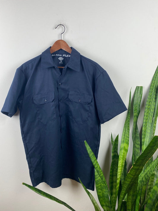 Dickies Hemd Vintage Klamotten, Secondhand Klamotten, Retro Mode, Nachhaltige Mode, Einzigartige Stücke, Zeitlose Mode, Umweltfreundliche Kleidung, Stilvolle Secondhand Mode, Hochwertige Vintage Kleidung