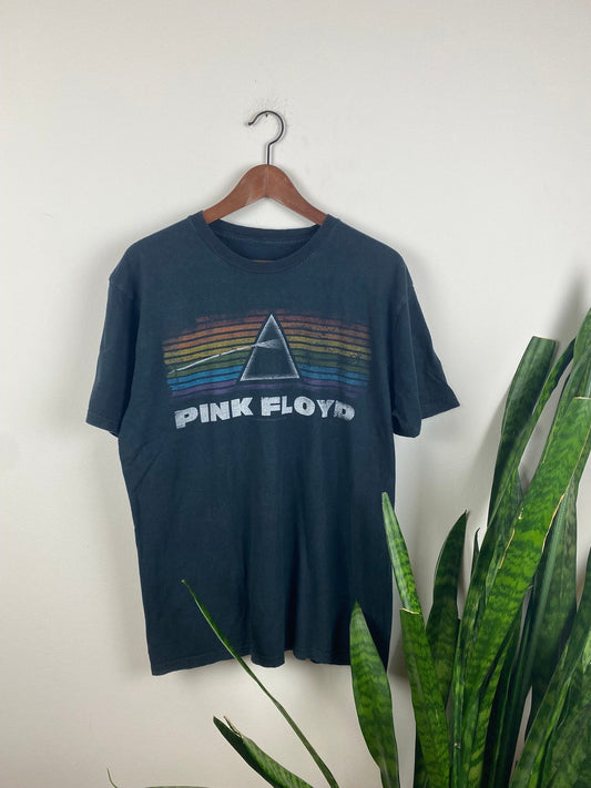 Pink Floyd T-Shirt Vintage Klamotten, Secondhand Klamotten, Retro Mode, Nachhaltige Mode, Einzigartige Stücke, Zeitlose Mode, Umweltfreundliche Kleidung, Stilvolle Secondhand Mode, Hochwertige Vintage Kleidung