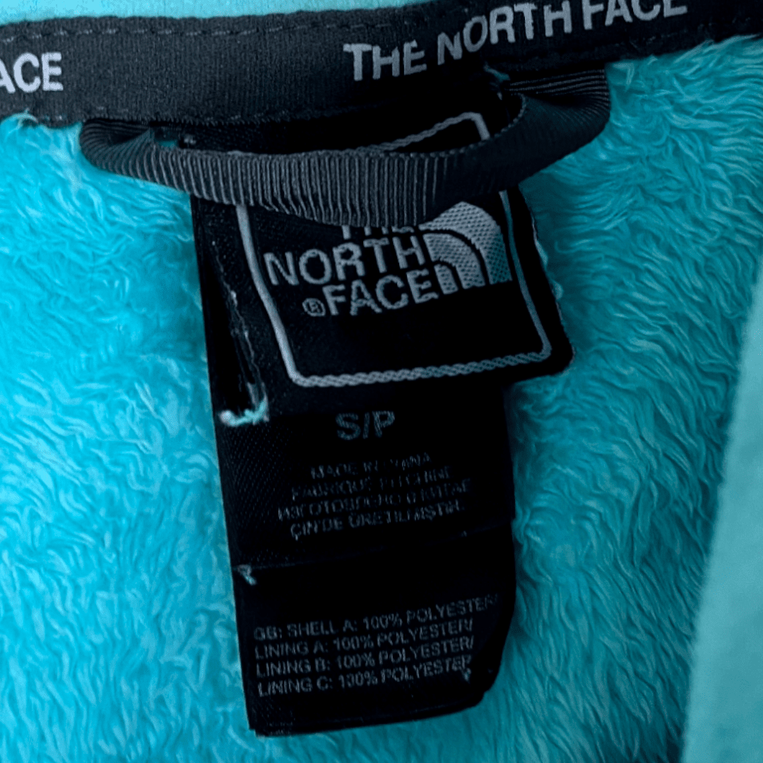 The North Face Fleecejacke Türkis S - Leichte Kuschelige Damen Jacke Vintage Klamotten, Secondhand Klamotten, Retro Mode, Nachhaltige Mode, Einzigartige Stücke, Zeitlose Mode, Umweltfreundliche Kleidung, Stilvolle Secondhand Mode, Hochwertige Vintage Kleidung