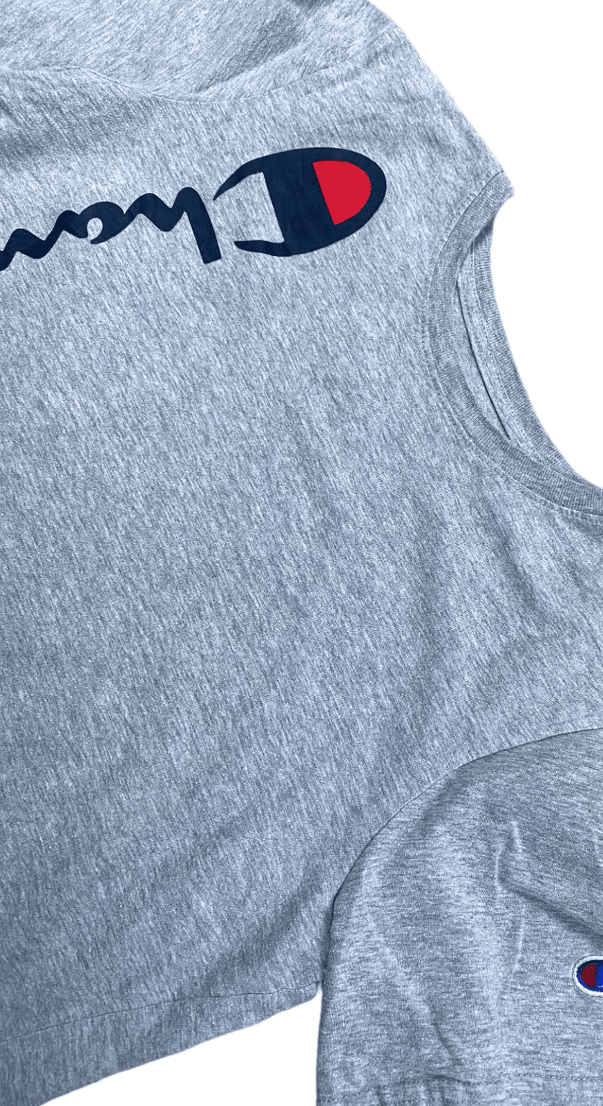 Vintage Champion T-Shirt Grau S - Basic sportliches Damen Shirt Vintage Klamotten, Secondhand Klamotten, Retro Mode, Nachhaltige Mode, Einzigartige Stücke, Zeitlose Mode, Umweltfreundliche Kleidung, Stilvolle Secondhand Mode, Hochwertige Vintage Kleidung
